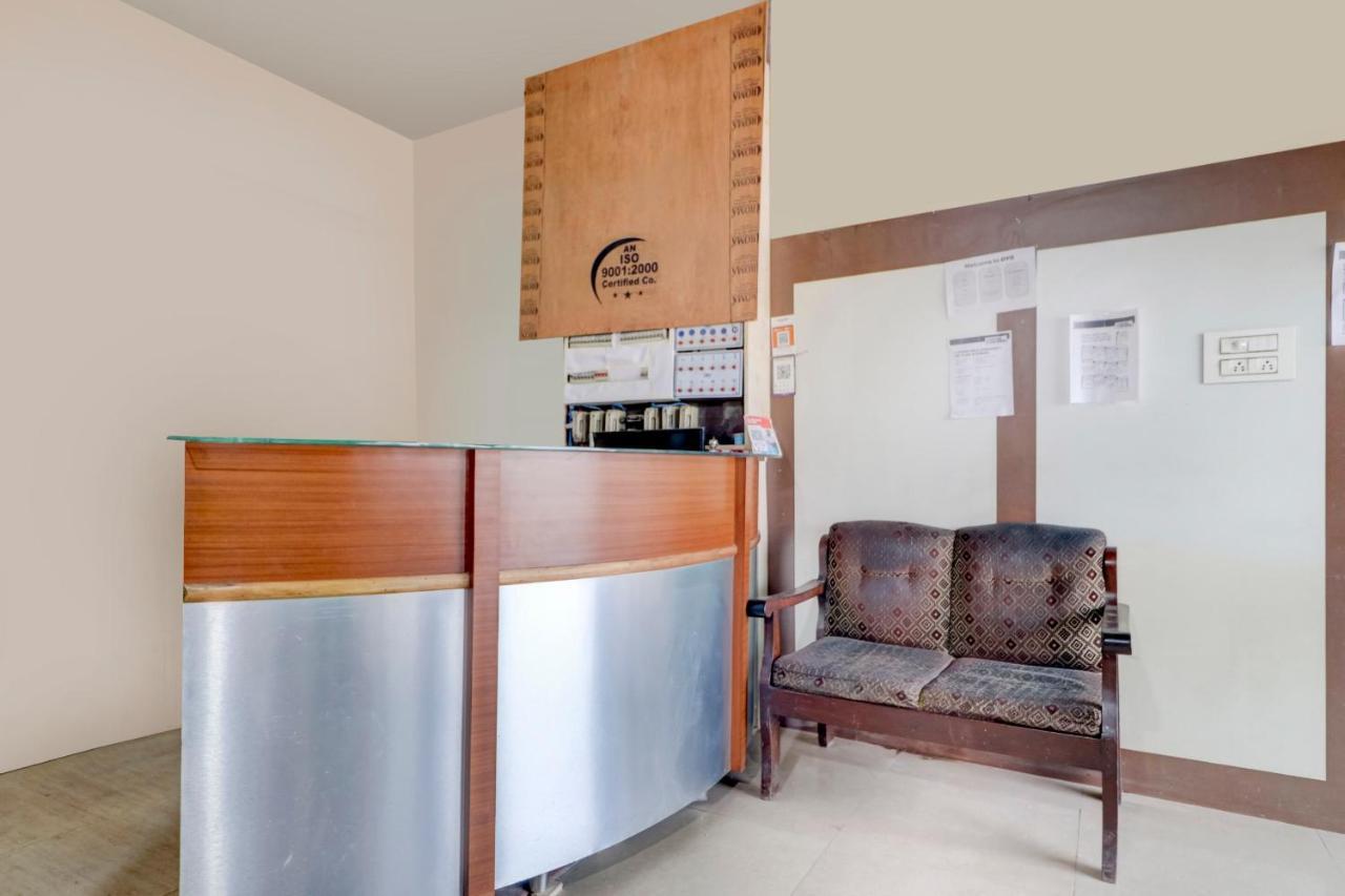 Oyo 77454 Hotel Prince Palace Patiala Luaran gambar